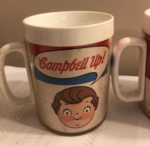 lot 159 image: Five Vintage Plastic Campbells Soup Mugs