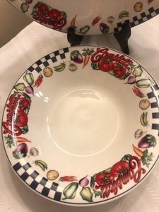 lot 154 image: Hearty 5 and 12 Piece Dish Sets New in the Box