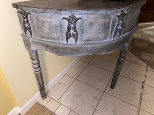 Decorative ConsoleEntry Table