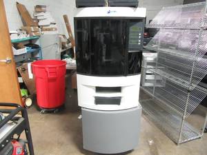 lot 1 image: STRATA Dimension Elite 3D Printer with cartridges