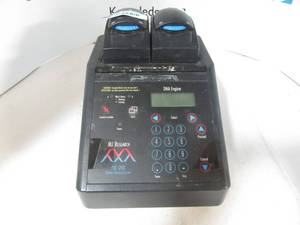 lot 7 image: MJ Research PTC-200 DNA Machine Peltier Thermal Cycler