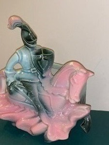 lot 7 image: Hull  Mid Century Pottery Planter- Knight on Horse (55)
