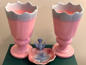 lot 68 image: Vintage Pottery