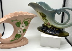 lot 56 image: Four Hull Cornucopia Vases