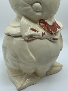 lot 112 image: Vintage Duck Hull Cookie Jar
