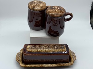 lot 142 image: Hull Butter Dish and Salt & Pepper Shakers