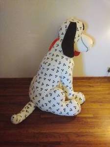 lot 57 image: Giant Stuffed Dog