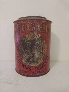 lot 68 image: Vintage Tiger Chewing Tobacco Tin