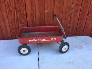 lot 4 image: Vintage Small Radio Flyer 80 Wagon