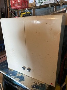 lot 156 image: Metal Cabinet