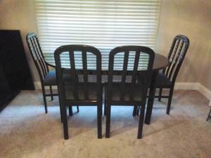 Black Lacquer Dining Table & Four Chairs