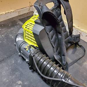 lot 018 image: Ryobi Leaf Backpack Blower