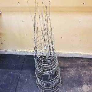 lot 051 image: Tree Planter Wiring