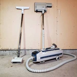 lot 076 image: Vintage 1980s Electrolux Vacuum with all accessories (works great)