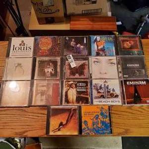 lot 121 image: 17 Assorted Music CDs #1