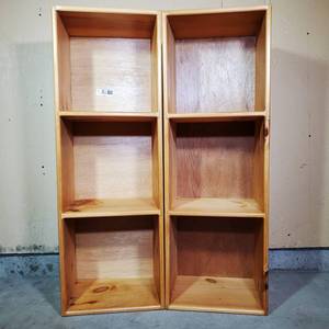 lot 126 image: 2 Beautiful Pine Book Cases