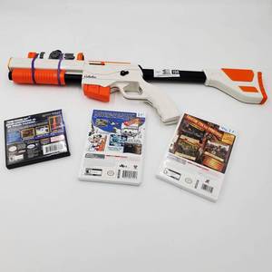 lot 159 image: Wii Cabellas Hunt Elite Rifle, Wii Topshot Arcade, Wii Line Rider II, Nintendo DS Spectrobes