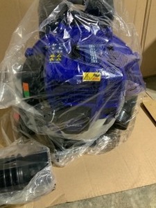 lot 5 image: BADGER Super-Duty 190 MPH 550 CFM 43 cc Gas Full Crank 2-Cycle Back Pack Leaf Blower SEE PICS