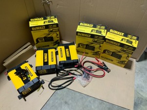 lot 15 image: Lot 3 DEWALT 1000W POWER INVERTERS SEE PICS