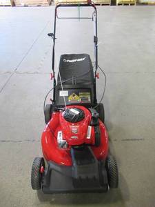 lot 11 image: Troy-bilt 21 in. 140 cc 550e Series Briggs & Stratton Gas Walk Behind Self Propelled Lawn Mower w 2-in-1 TriAction Cutting System TB200