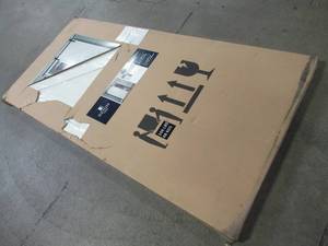 lot 622 image: Truporte 36 in. x 84 in. Off-White K Design Solid Core Interior Barn Door Slab - Missing Track and Hardware.