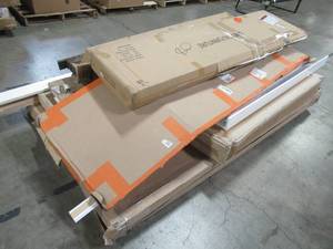 lot 432 image: WHOLESALE MIXED PALLET OF MISCELLANEOUS HOME DECOR, BUILDING MATERIALS  AND MORE
