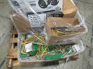 lot 207 image: WHOLESALE MIXED PALLET OF BOLTS, HARDWARAE AND TRAILER HOOKS