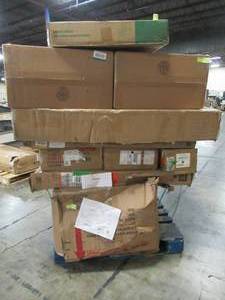 lot 208 image: WHOLESALE MIXED PALLET OF OUTDOORINDOOR FURNITURE