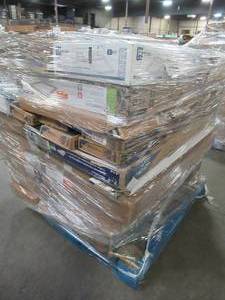 lot 102 image: WHOLESALE MIXED PALLET OF MISCELLANEOUS SHOPLIGHTSTROFFERS