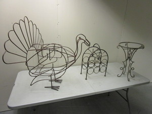 lot 433 image: TURKEY PLANT HOLDER, OTHER DECORATIVE METAL DECOR