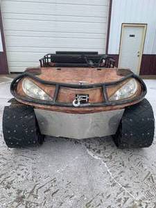 lot 1 image: 2014 8x8 Amphibious UTV with Rubber Tracks