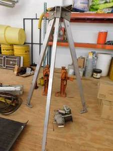Tri Pod with Hoist