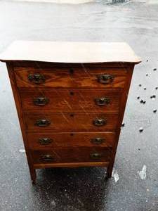 lot 11 image: Vintage 5-Drawer Tall Boy Chest 33x18x47
