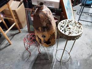 lot 32 image: 3-Small Plant Stands & Metal Pumpkin