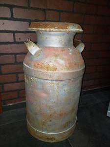 lot 32 image: Primitive Metal Cream Can wLid