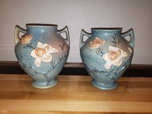 lot 71 image: 2 Roseville USA Magnolia Pottery VasesPlanters