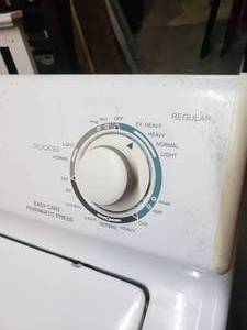 lot 4 image: Maytag Dependable Care Washing Machine