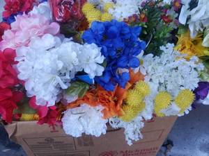 lot 124 image: HUGE Variety Lot of New Faux Flower Stems
