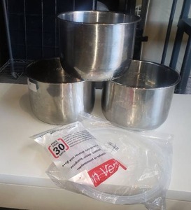 lot 128 image: 3 Instant Pot Stainless Steel Inner Bowls & 6 Silicone Lids