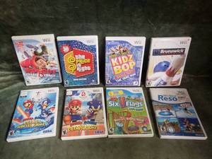 lot 113 image: 8 Wii Games Including Mario