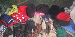 lot 166 image: Large Assortment of Hats, Gloves & Scarves for the Family