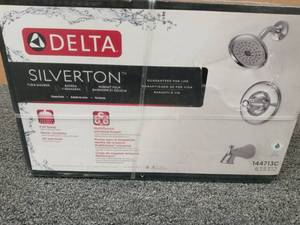 lot 6 image: Silverton Single-Handle 1-Spray Tub and Shower Faucet in Chrome open box never used
