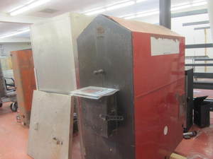 lot 14 image: Pellet  corn stove, Universal Grai...