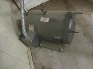 lot 26 image: Gentec 3-phase converter with Ameri...