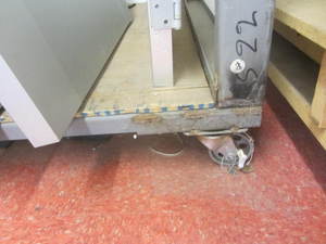 lot 31 image: Rack for doors...