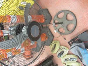 lot 43 image: Holmes floor fan...