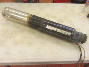 lot 99 image: Submersible pump, 3-wire continuous...
