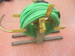 lot 125 image: Air hose & reel...