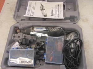 lot 87 image: Dremel 4000 and accessories...