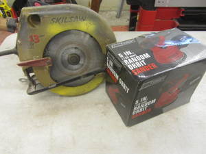 lot 95 image: Ski 7-14 circular saw, New 5 ran...